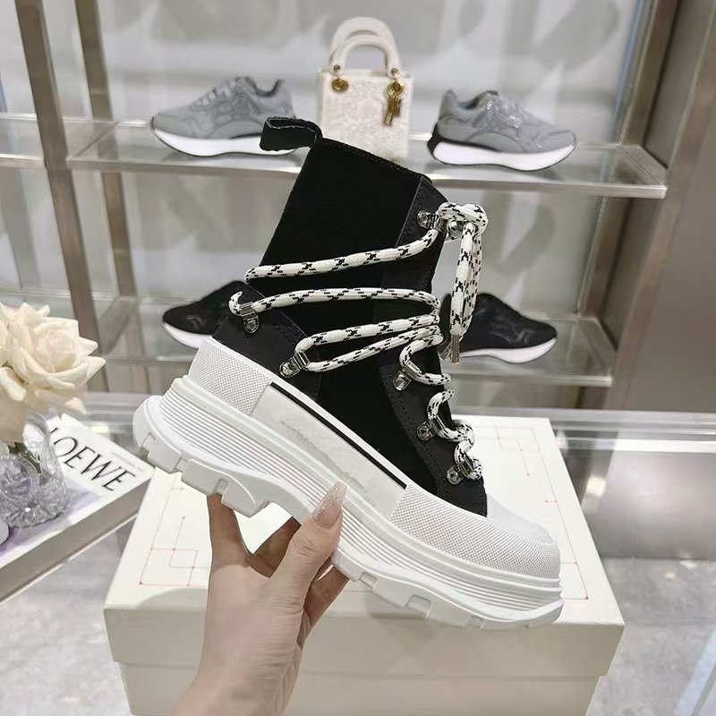 Women's High Quality Winter Casual Genuine Leather Knee-High Boots Ankle Boots with round Toe Hard-Wearing Height Increasing