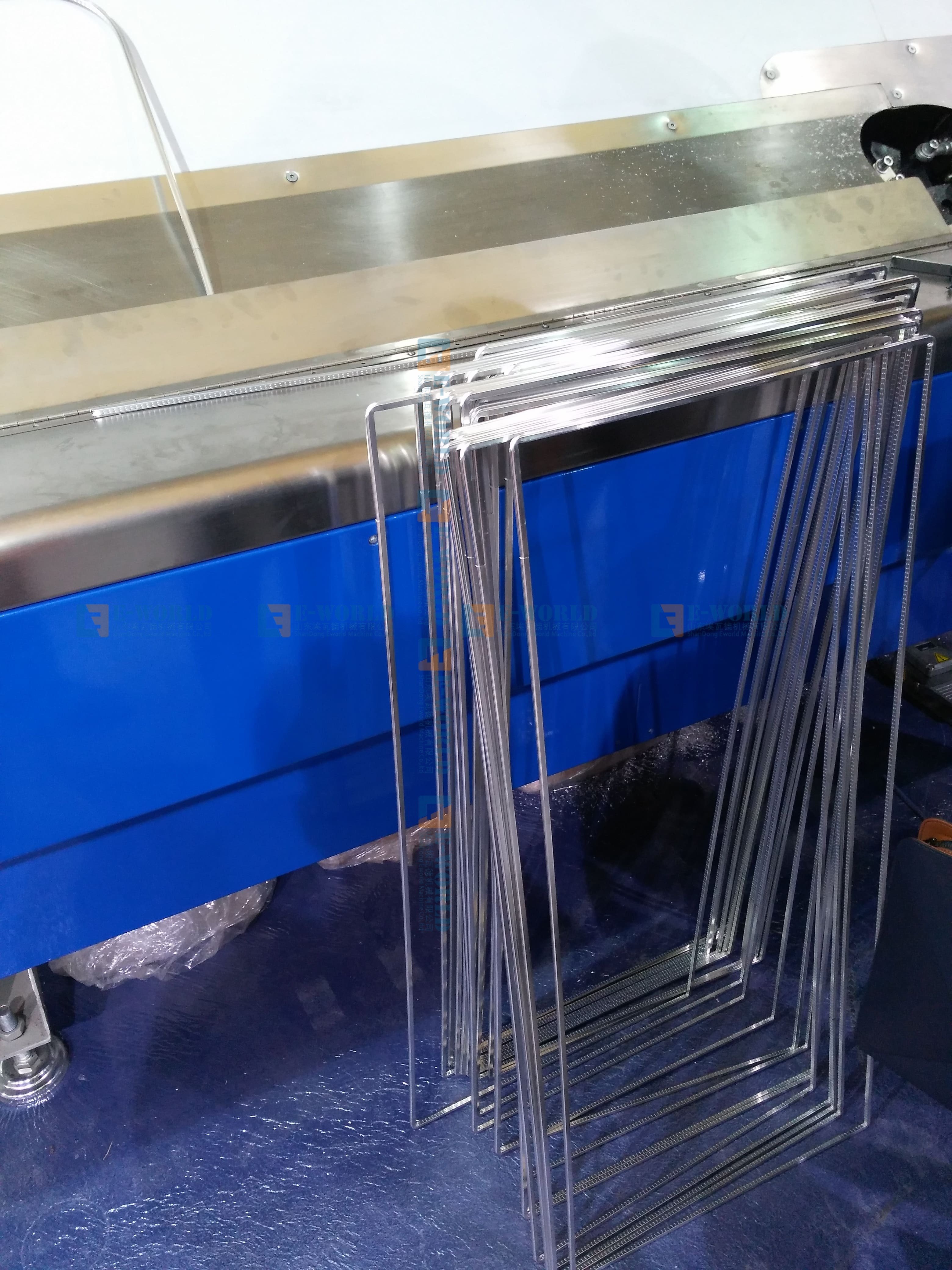 Insulating Glass Aluminum Frame Processing Equipment Spacer Alupro Spacer Bending Machine