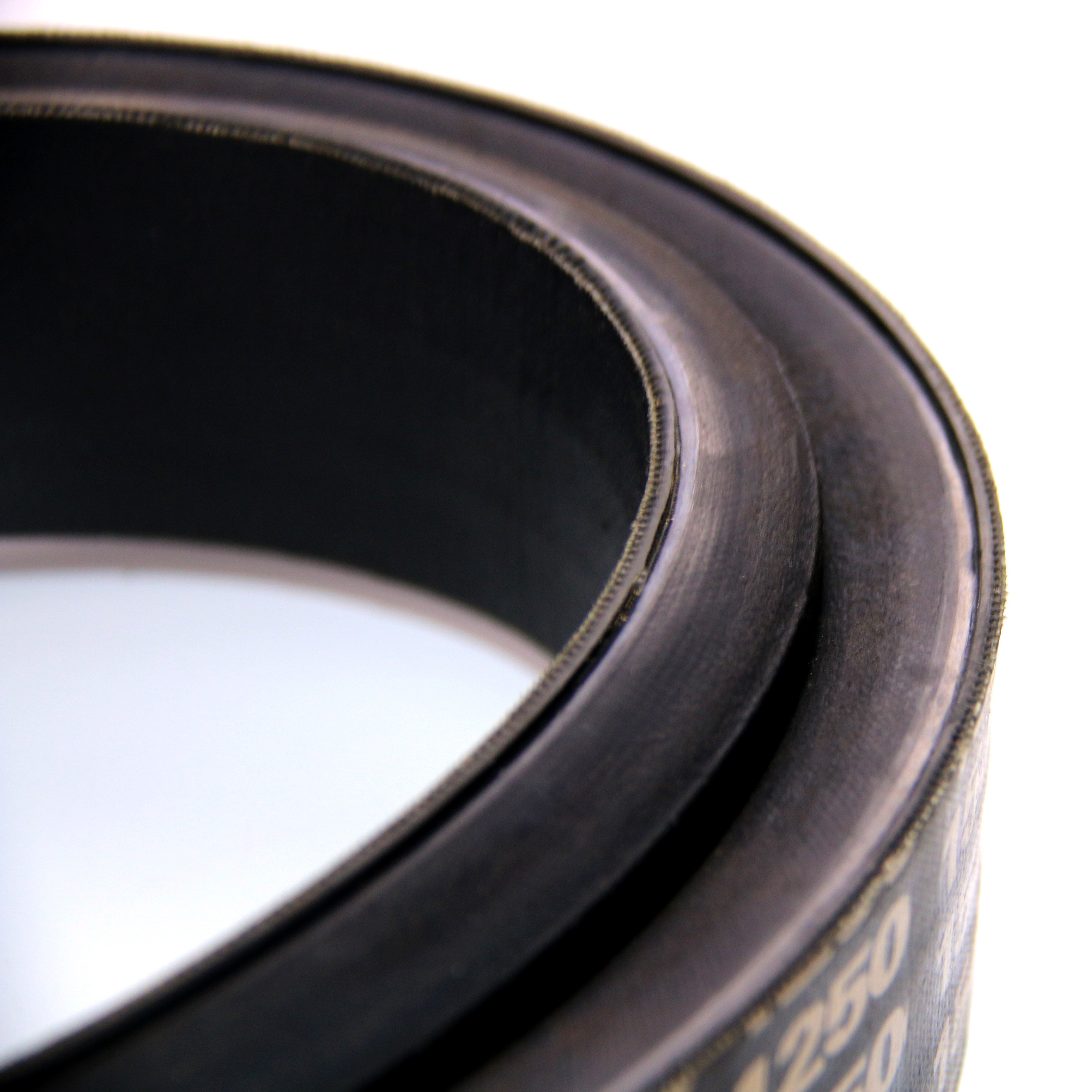 High Quality Anti-Oil Wedge Wrapped Rubber V-Belt