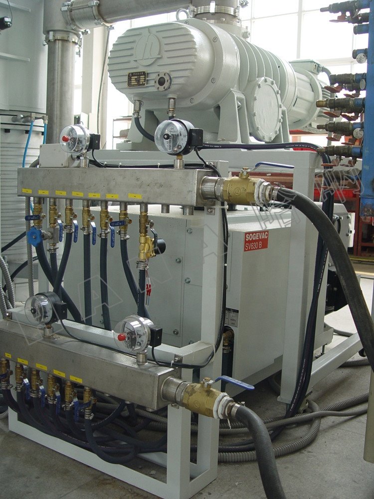Stainless Steel Car Accessories Plasma PVD Coating Machine Auto Parts PVD Evaporation Plastic Metalizing Film Coating Equipment