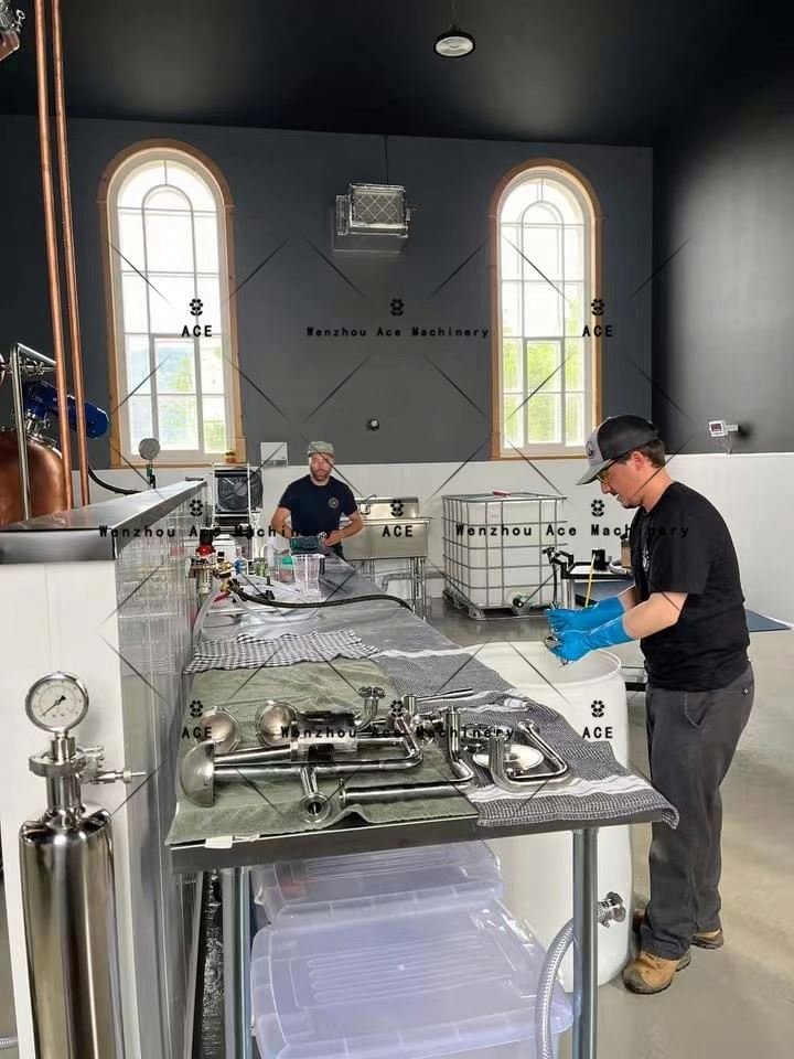 Automation Craft 10000L for Spirit Distillery Small Ethanol Plant Manufacturers Still Vodka Production Line