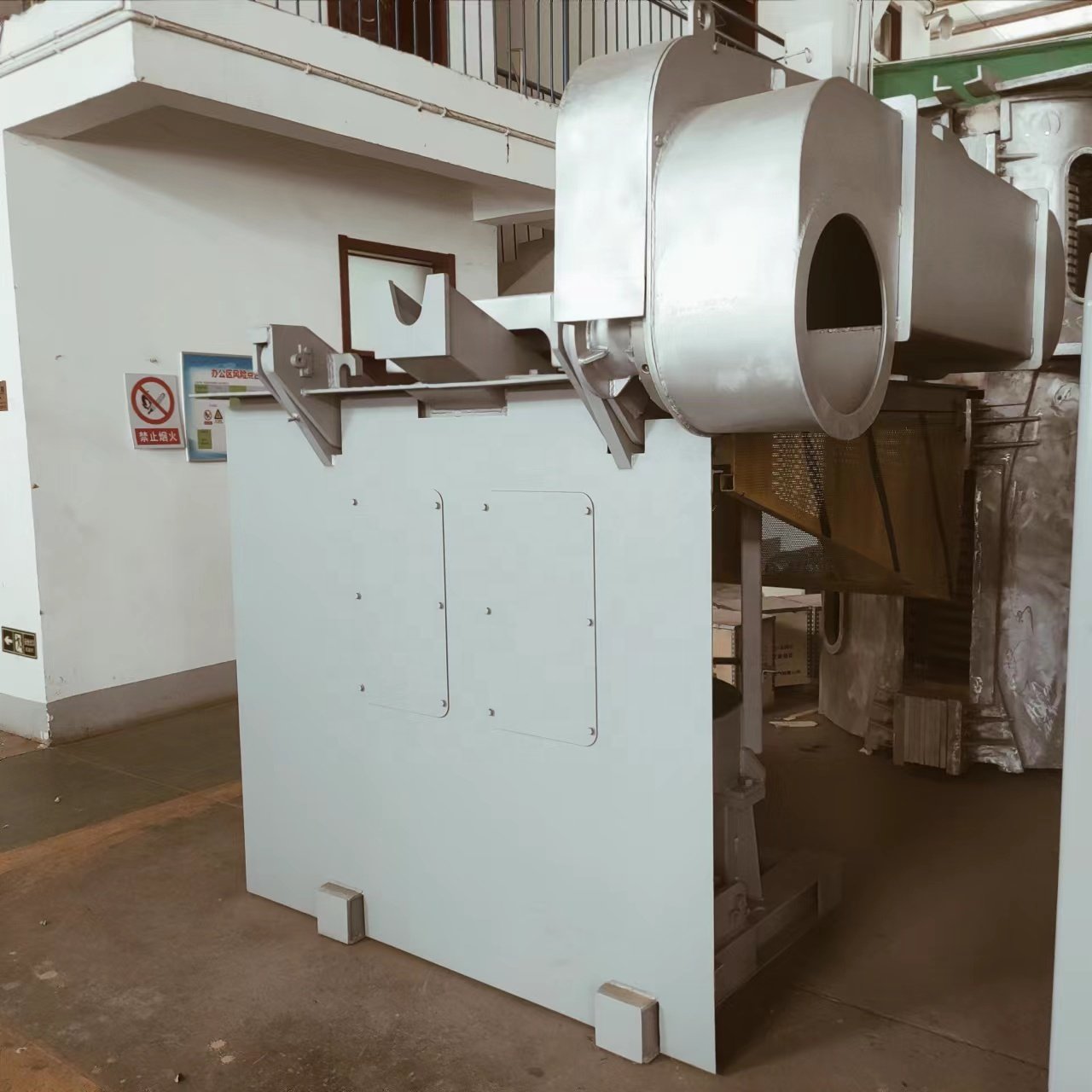5000kg Capacity Electricity Foundry Device Saving Scrap Iron Copper Induction Melting Furnace with ISO9001 Certificated