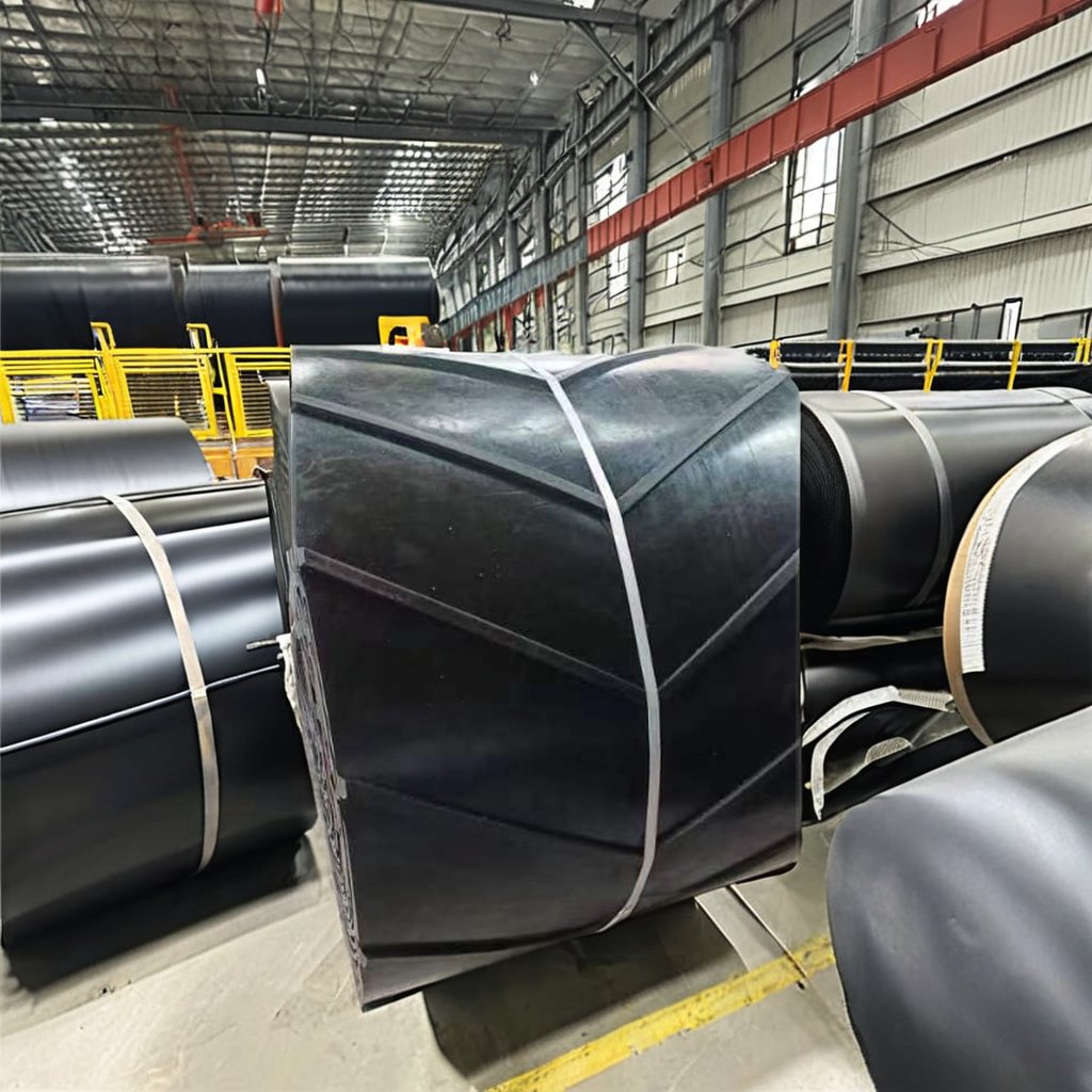 High Quality New Black Rubber Herringbone Pattern Conveyor Belt