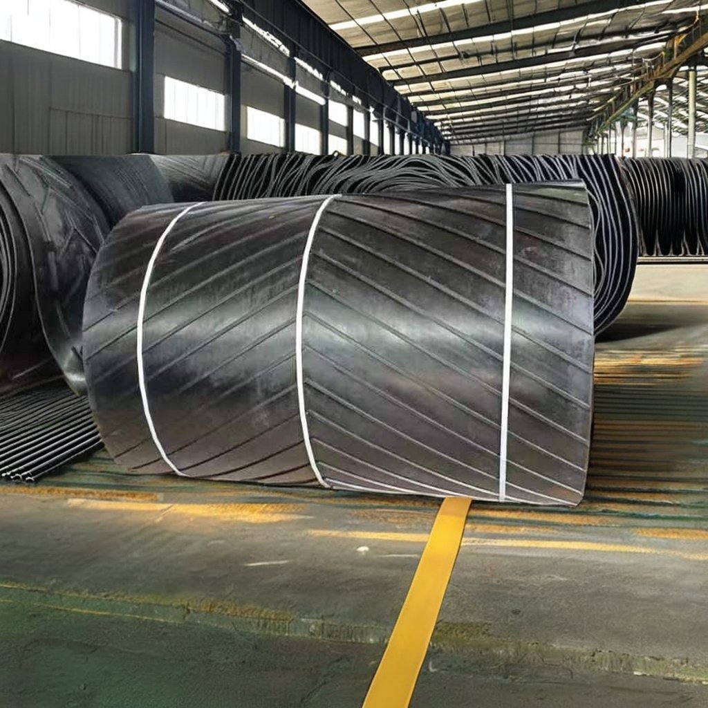 High Quality New Black Rubber Herringbone Pattern Conveyor Belt