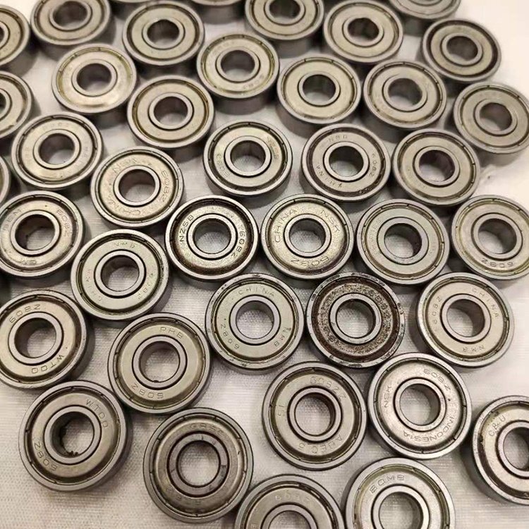 Used bearings6001 2RS ZZ Bearing 12/28/8 clean Clean the With oil wholesale Low price the best price Factory price D