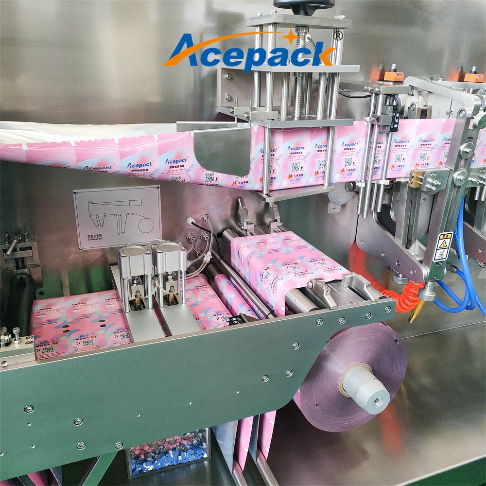 Horizontal Automatic Oral Liquid High Accuracy Liquid Filling Machine Production Line
