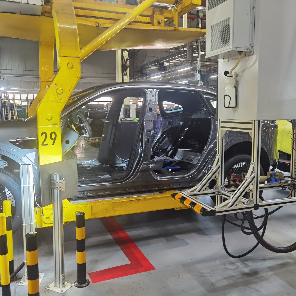Efficient Automated Car Production Line Versatile Models Customizable Pro Manufacturer