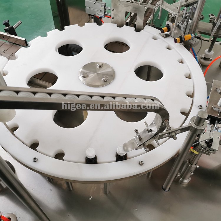 HIGEE Small Essential Oil Filling Machine Liquid Filling Capping Labeling Machine Line