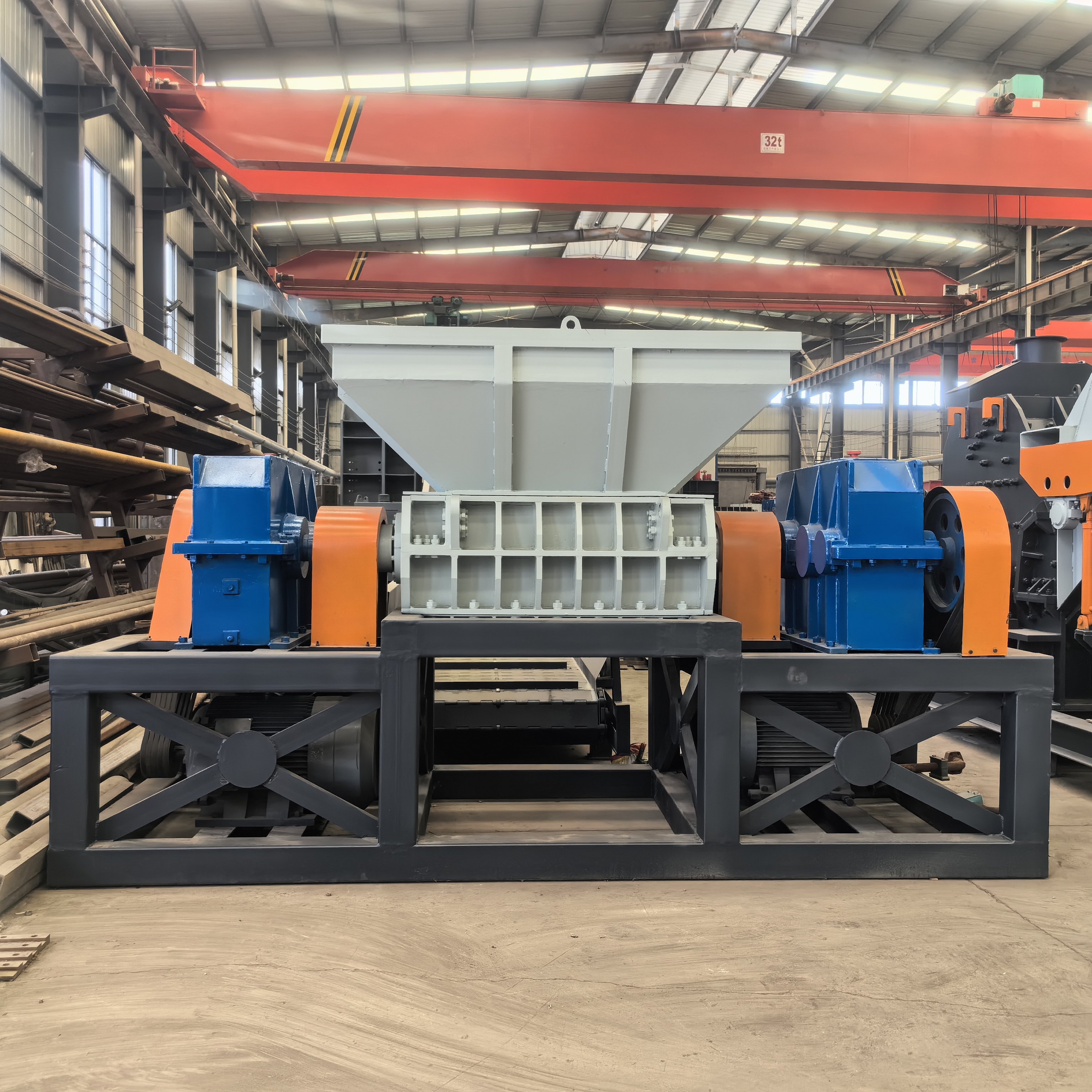 Multifunctional Double Shaft Carton Aluminum Shredder Corrugated Cardboard Crushing and Recycling Machine Small Shredder