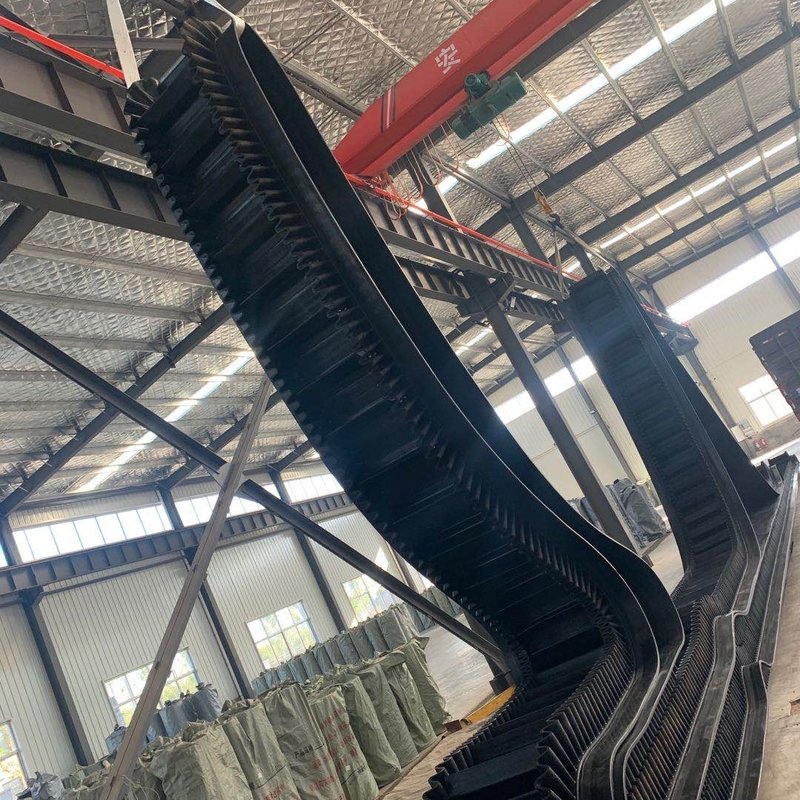High Quality Rubber Conveyor Belt for Steep Inclination Angles Conveyors Product