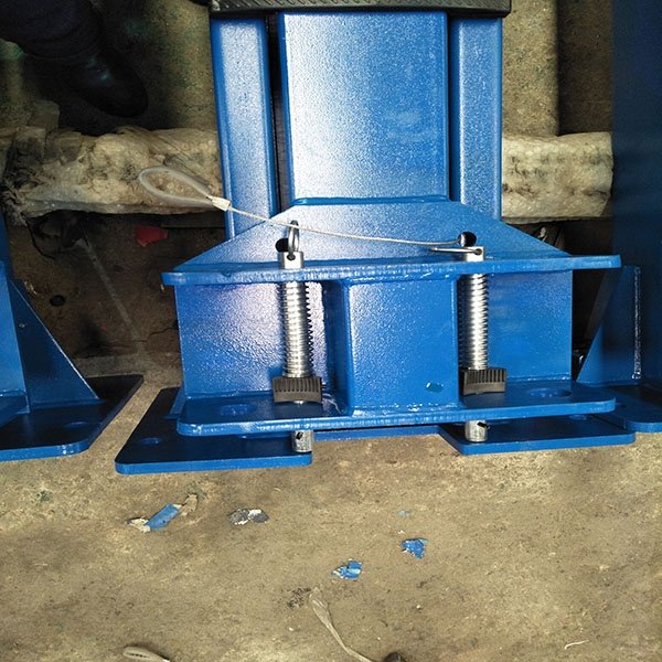 2 Post Car Lift Hydraulic 4 Ton Body Repair Car Lift With CE ISO Certification Two Post Car Lift