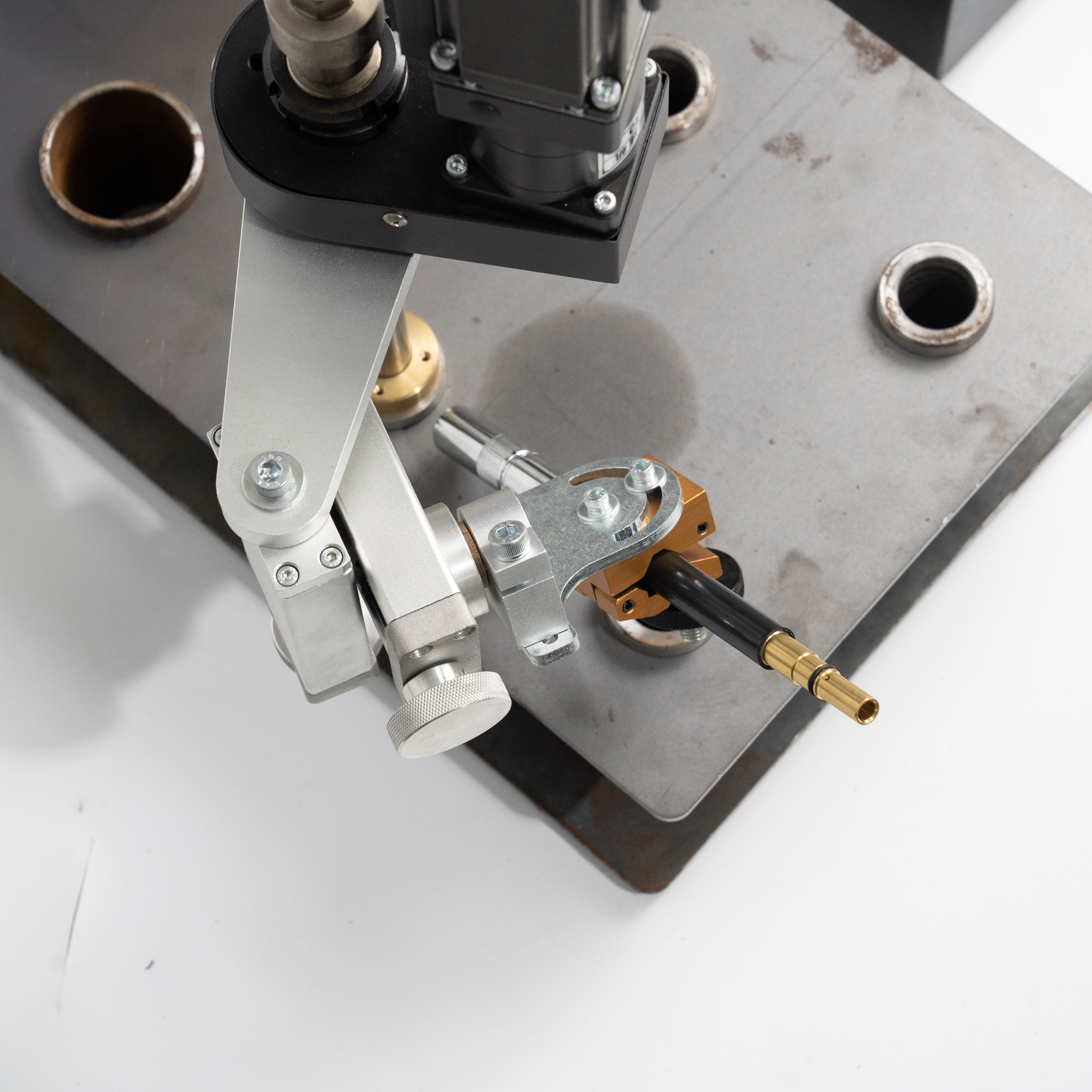 YHB-GB Surprise Price Circumferential Seam Welding Equipment Wholesale Welding Carriage with Oscillation