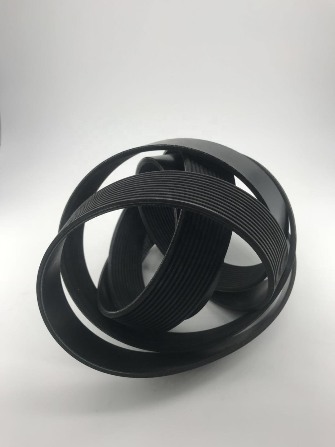 Automotive Powerful Transmission Belt 8PK3213 CR EPDM Multi Poly V Belt Fan Belts