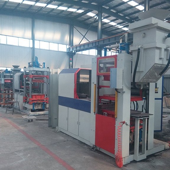 Flaskless Automatic Molding Line / Foundry Equipment Cast Iron Injection Sand Molding Machine