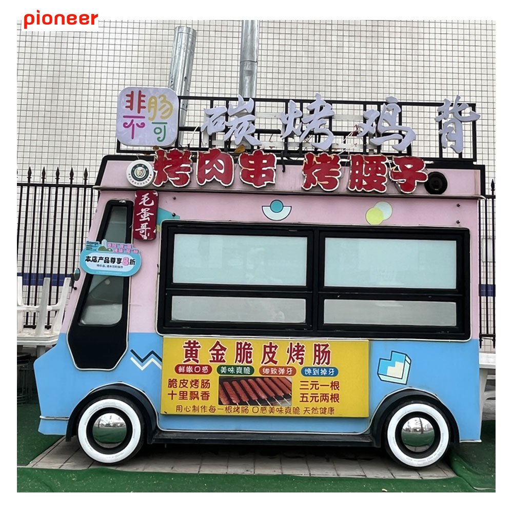 Fully Equipped Food Truck Mobile Airstream Food Trailer with Kitchen