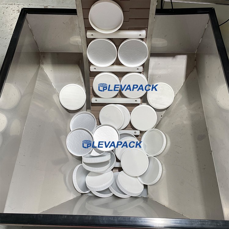 Automatic Juice Bottle Liquid Filling and Capping Machines Soft Drink Filling Machine