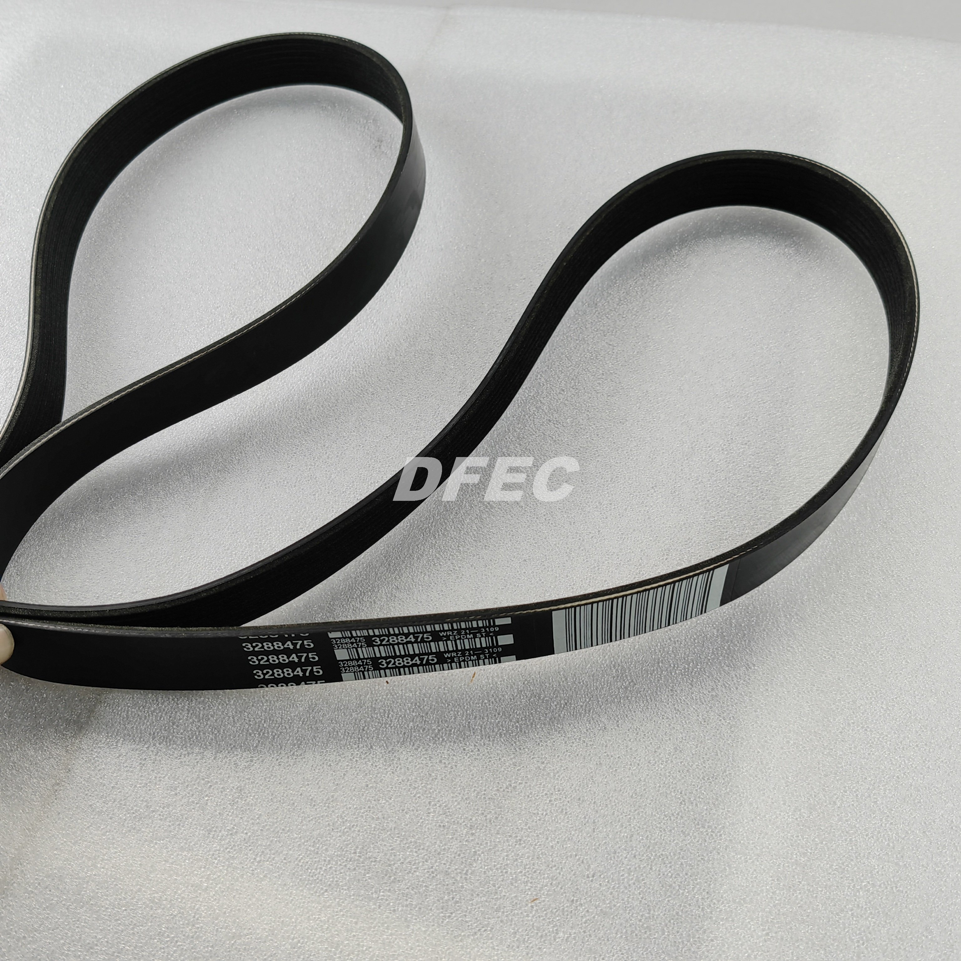 High quality Engine Parts 8PK1725 ISLE QSL9.3 Ribbed Belt 3288475 C3288475 for cars