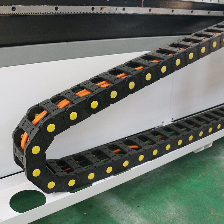 1325 2130 Wood Engraving Cutting Cnc Router Automatic Woodworking Cnc Machine for Furniture Industry for Sale in Peru