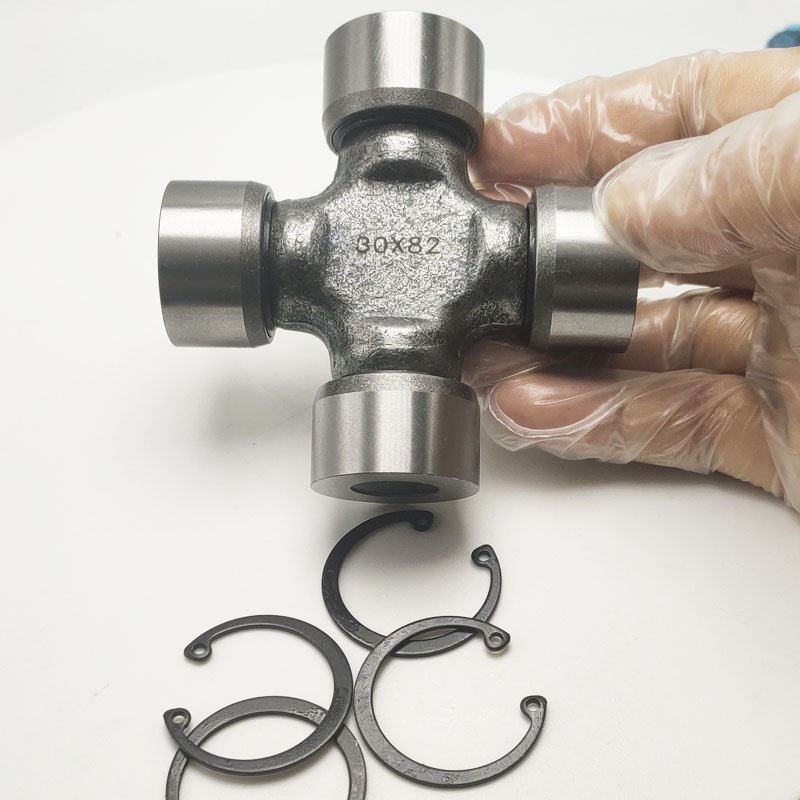 High quality universal joint cross bearing 62X160MM