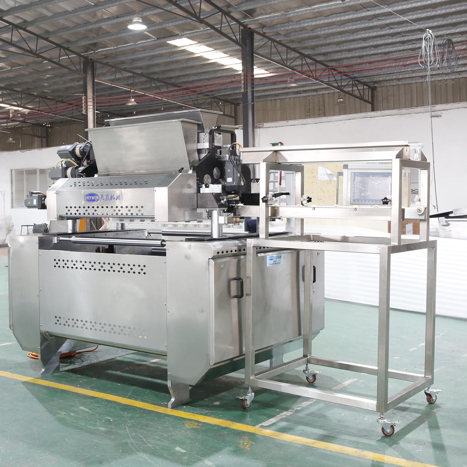 Skywin Quality Fully Automatic Three Colors Cookie Maker Cookies Making Machine Three Colors Cookies Production Line Equipment