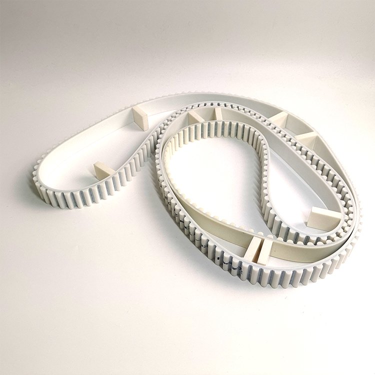 white polyurethane open ended Steel Core Tooth Belt AT10 with Cleats