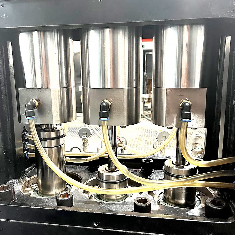 Ultra-high pressure pump PW-303 Max.pressure 320Mpa Max.flow 56Lpm