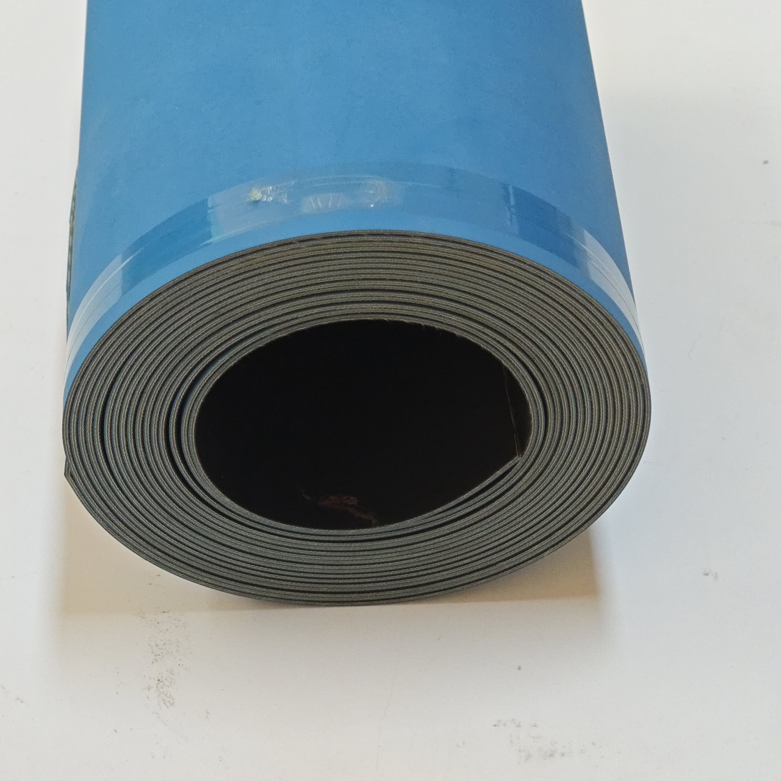 Hot sale double blue/black nylon sandwich feed belt transmission flat belt excellent reverse bending performance
