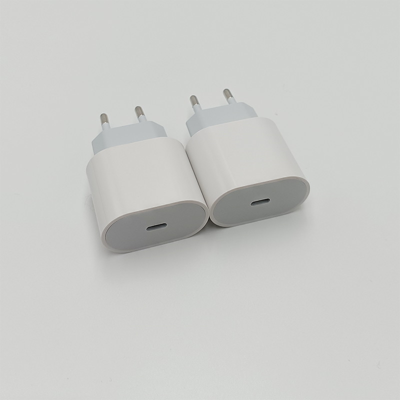 Universal PD 20W Power Supply Adapter ABS Material Smart Overcurrent Protection 5V3A 9V2.22A 12V1.67A EU DC Phone Port