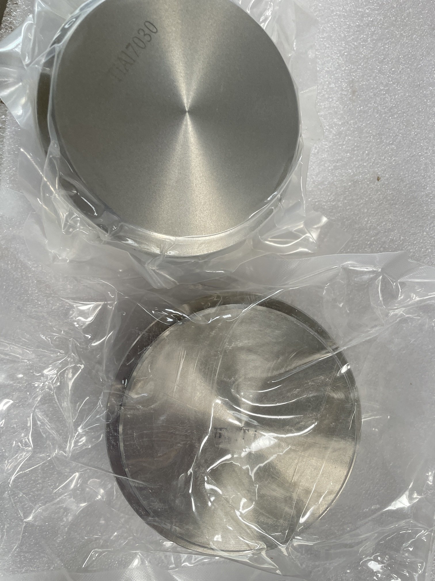 Pvd Vacuum Metalizing Machine/pvd Plastic Auto Parts Aluminium Evaporation Vacuum Metalizing Coating Machine