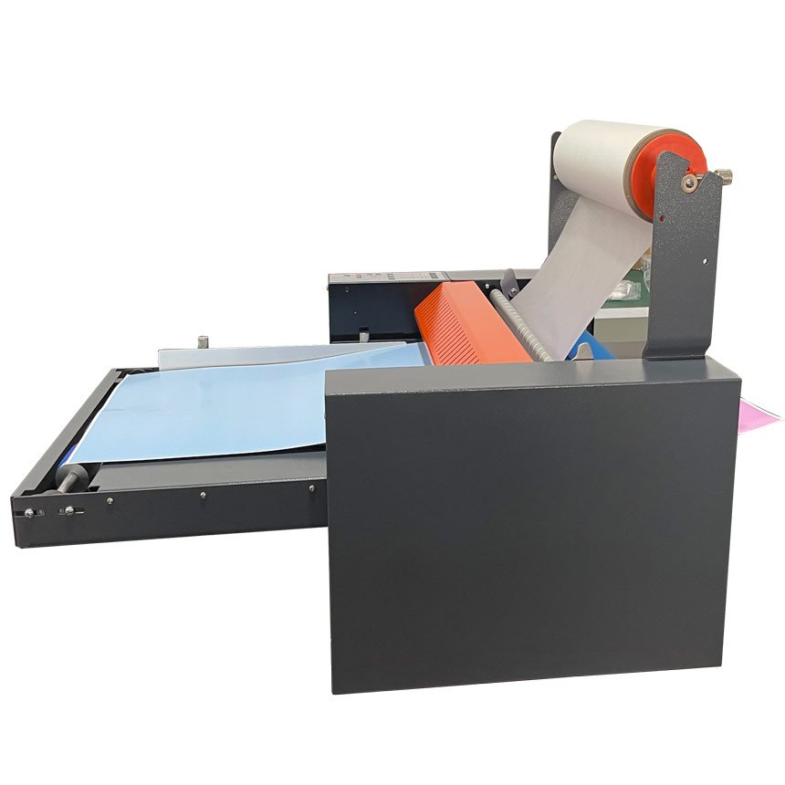 DB-390 15.3 Inch Cold and Hot Laminating machine A3/a4 Size 390mm
