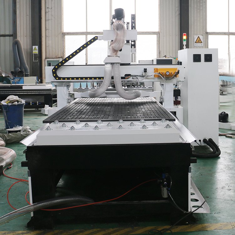 Affordable Price Nesting CNC Router Wood Cabinet CNC Machine Atc Spindle Knife Cutting Machine in Italy