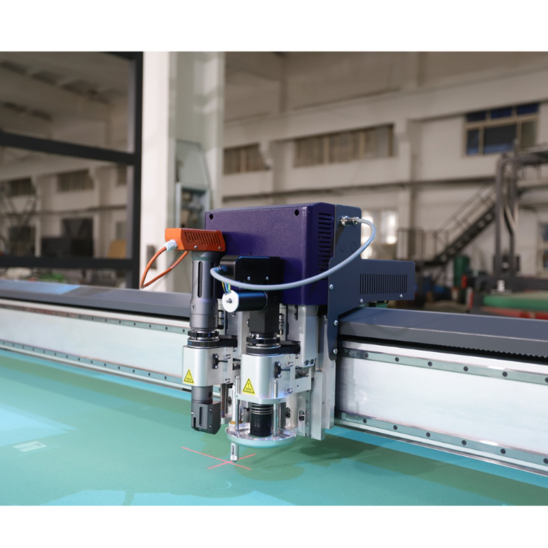 Manufacturer of CNC Oscillating Knife Digital Cutting Machine for Cowhide Genuine Leather Fabric Cloth Garment Bag Shoe