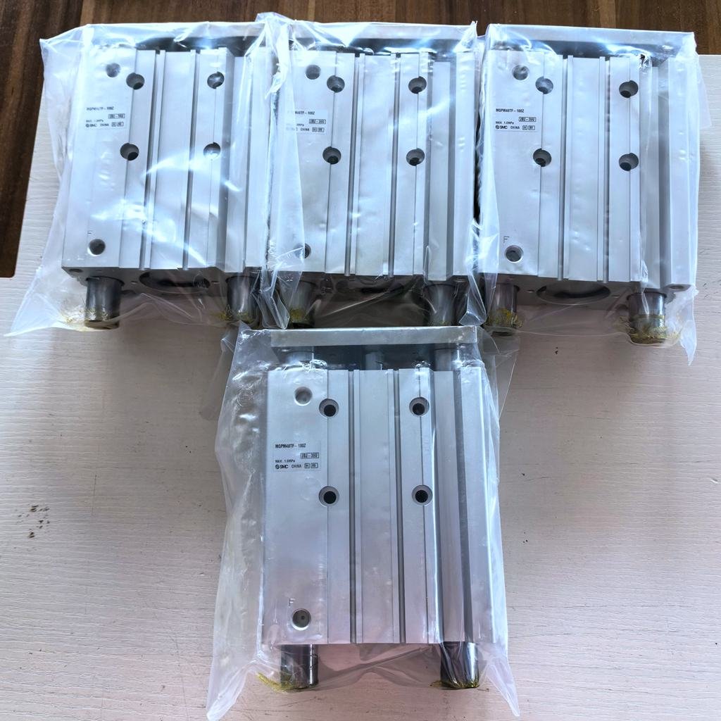 100 New Original SMC MGP-Z Series Pneumatic MGPM40TF-100Z Compact Guide Cylinder Slide Bearing Three Piston Rod Double Acting