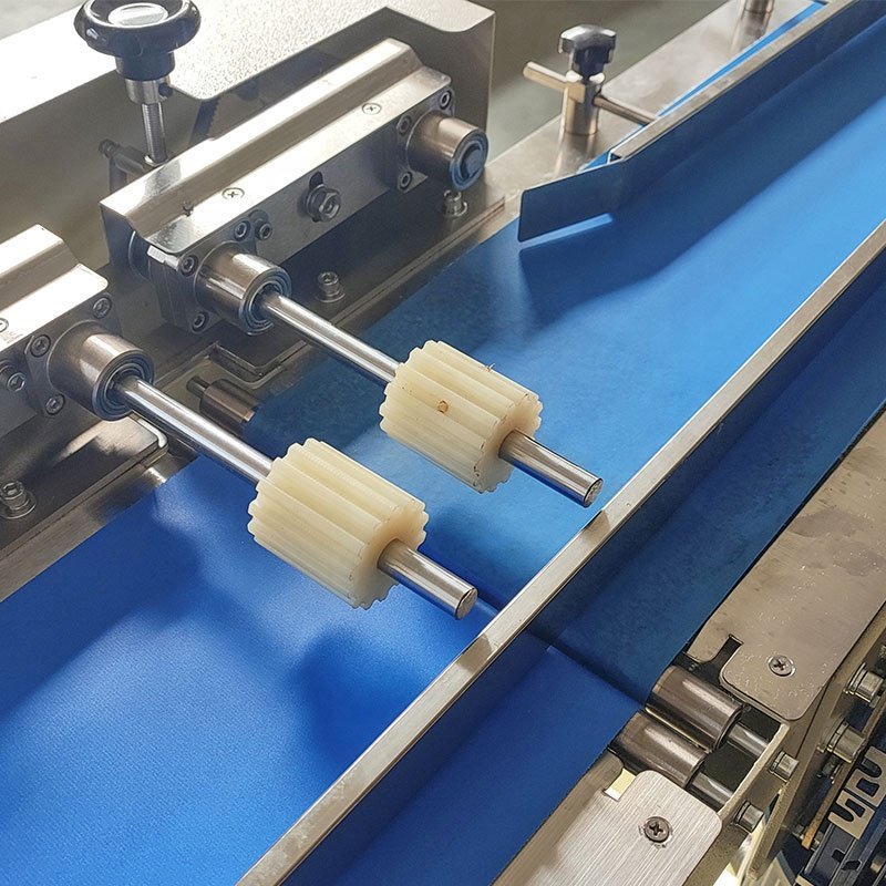 Multi-Function Automatic Bread Packaging Machine Pillow Type Docking Line Food Material Sorting Efficient Bread Packaging