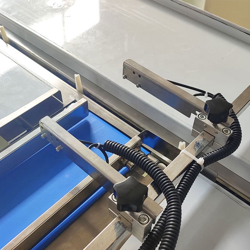 Multi-Function Automatic Bread Packaging Machine Pillow Type Docking Line Food Material Sorting Efficient Bread Packaging