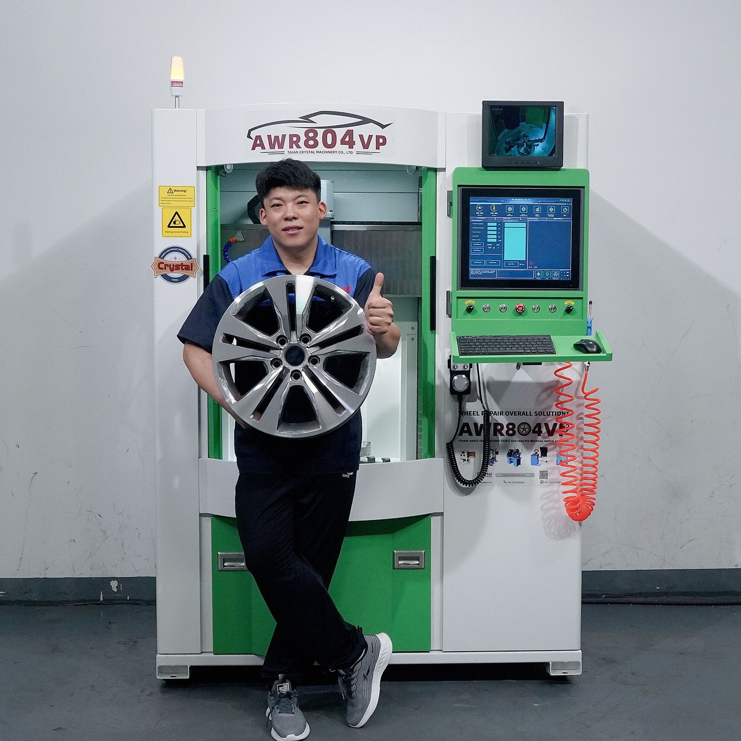 Vertical Alloy Wheel Repair Machine AWR804VP with Small Body but Perfect Cutting Effect and Big Cutting Size