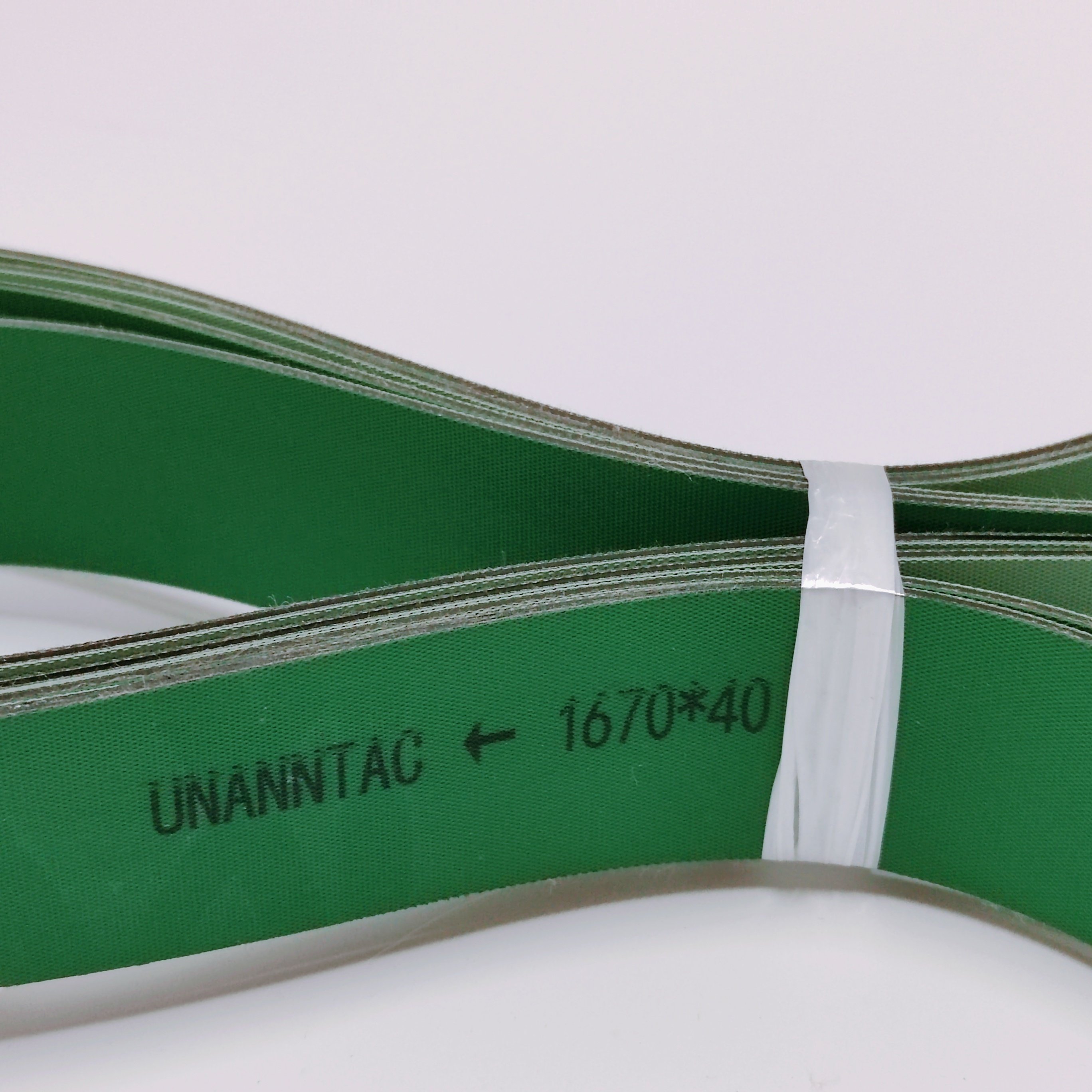 Flat Belt Friction Resistant Transmission Belt Customized 1670*40 of Carding Machine Green/green Machined Parts Textile Machine