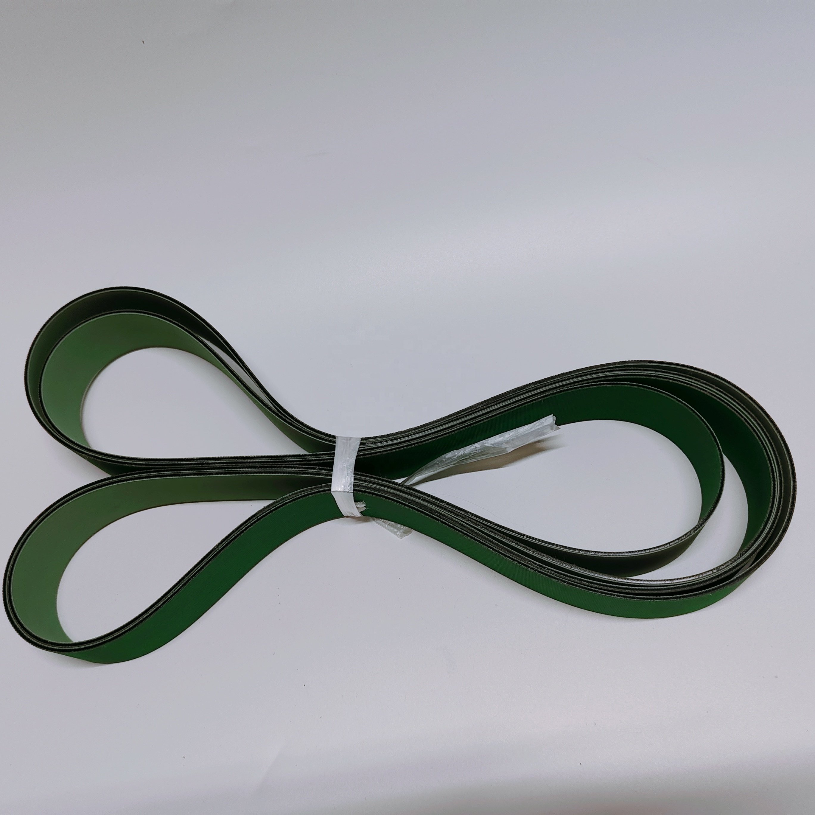 Flat Belt Friction Resistant Transmission Belt Customized 1670*40 of Carding Machine Green/green Machined Parts Textile Machine