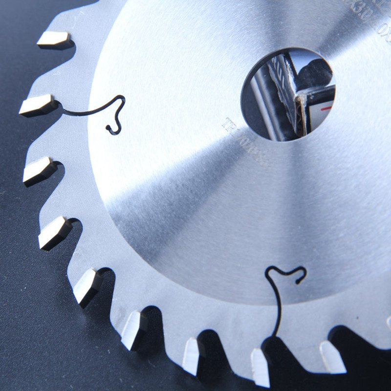 Power tools accessories the cutting board saw blade for ripping