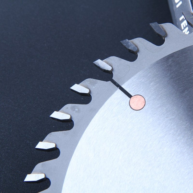 Power tools accessories the cutting board saw blade for ripping
