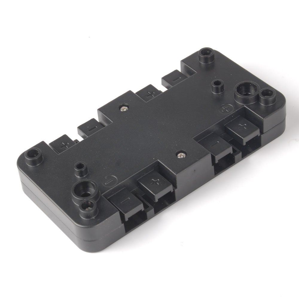 Patent Design OEM Customized 4 Ander son Port (4x50A) Parallel Connection No Pirority Battery Box Accessories