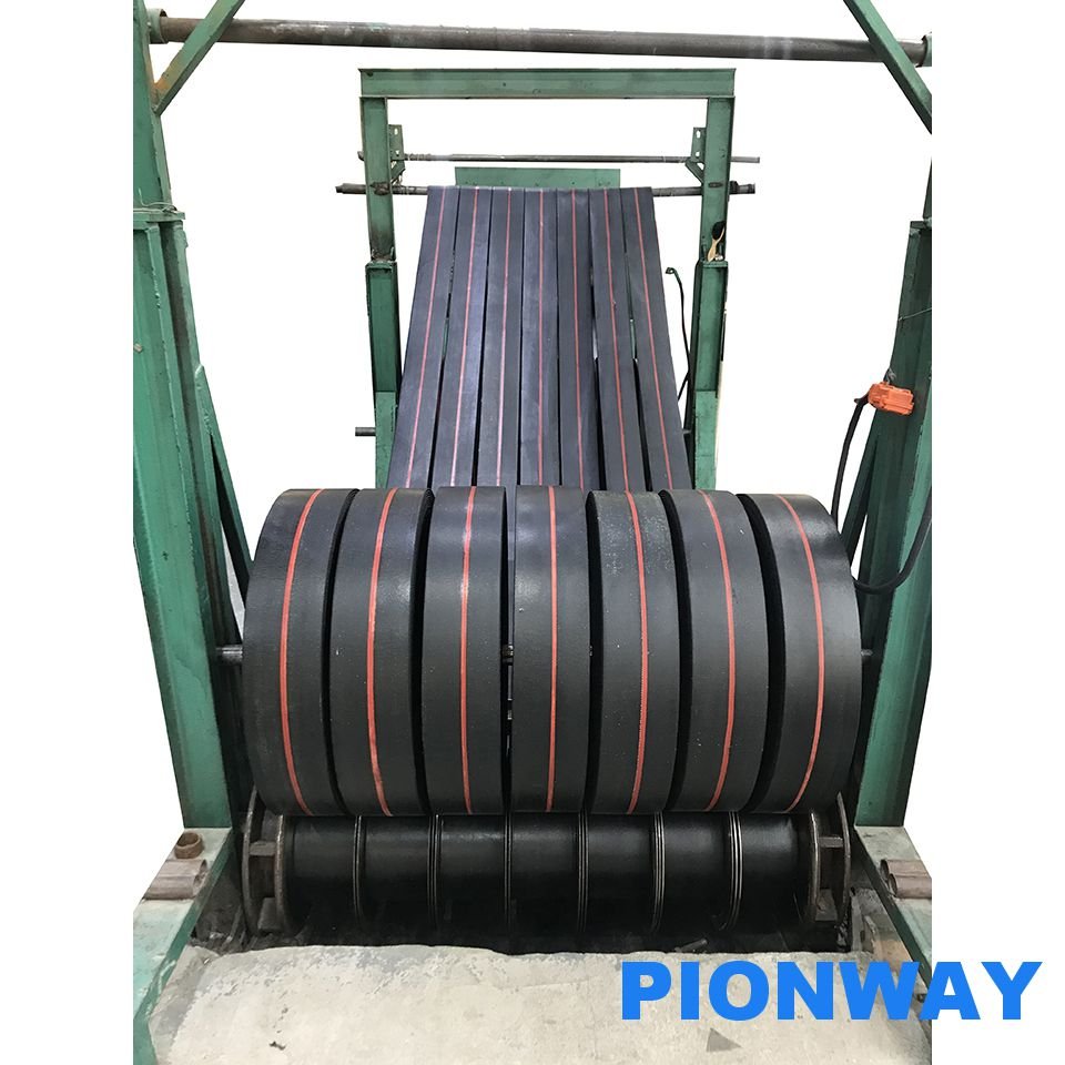 Endless flat Transmission Belt