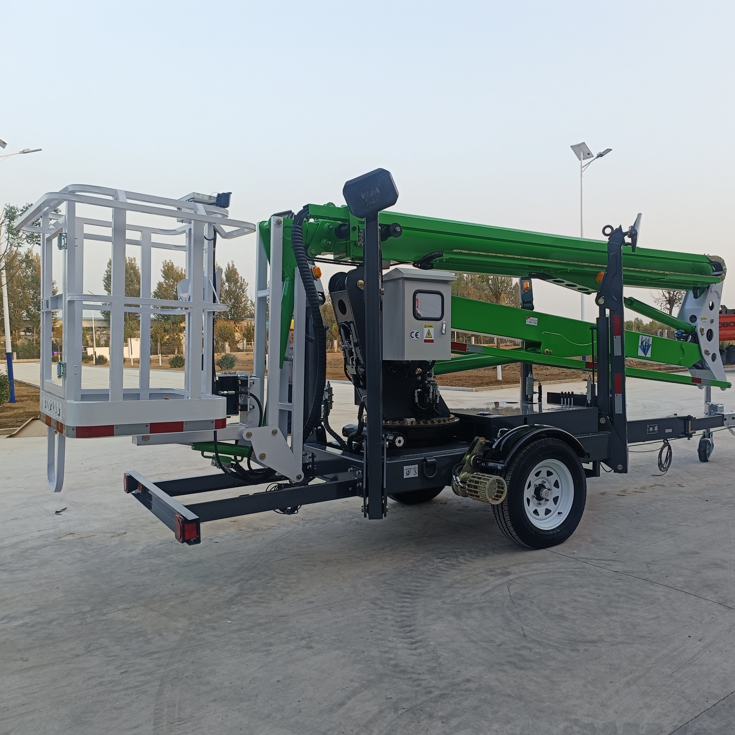 360 Slew Towable Articulated Electric Tree Trimming Nacelle Lifts with 8m-26m