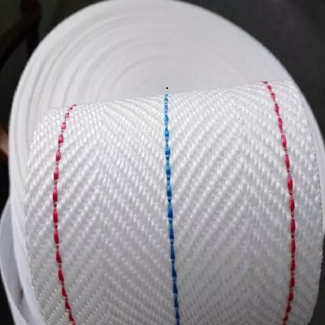 Customized Width PP Chicken Egg Conveyor Belt Egg Collection Belt For Chicken Layer Cage