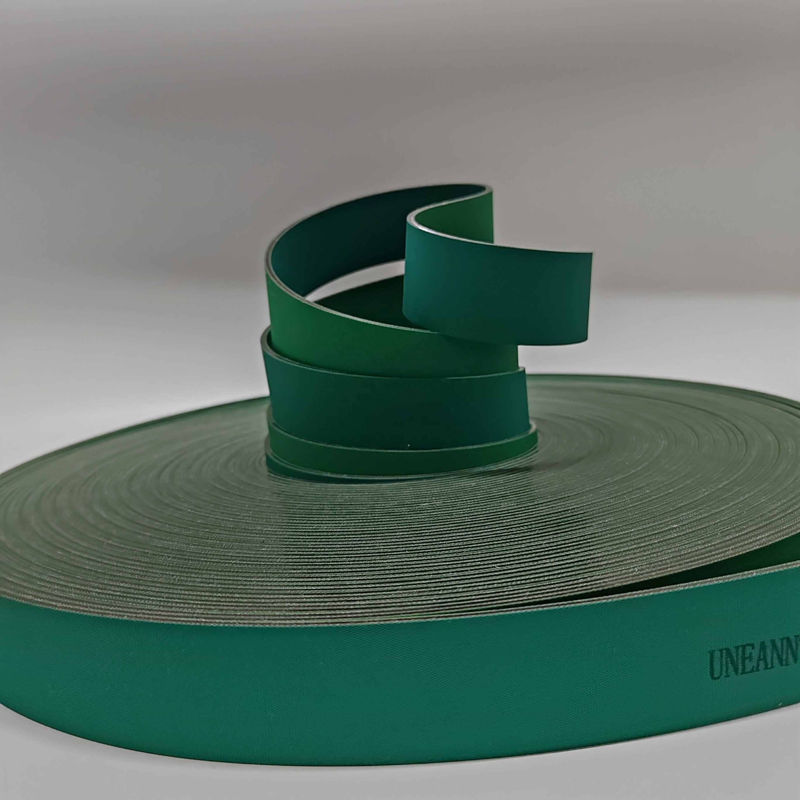 Nitta Flat Belt Green High-speed Nylon Film Based Flat Drive Belt for The Textile Industry 35570*35 Manufacturing Plant HENGPEI