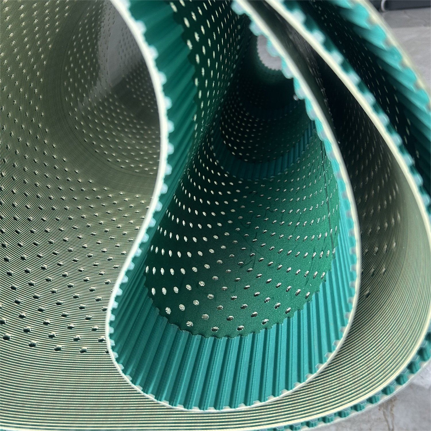 Milling with Tooth Removal Polyurethane Belts Open End T10 Polyurethane Extra Wide Timing Belt