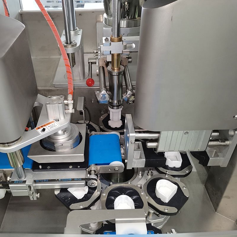 High Efficiency Automatic Gyoza Dumpling Shaomai Maker Chinese Dumpling Sumai Machine for Restaurant Use