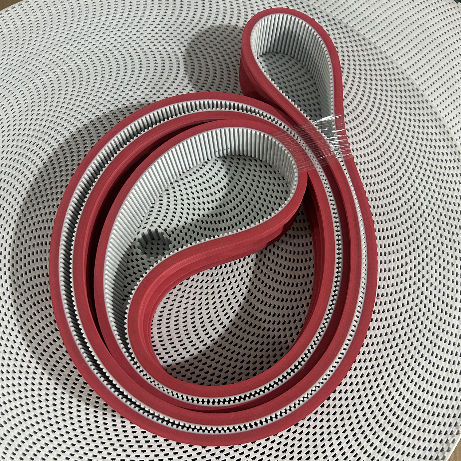 Hight quality pu coated polyurethane belt red covering jointed endless PU timing belts