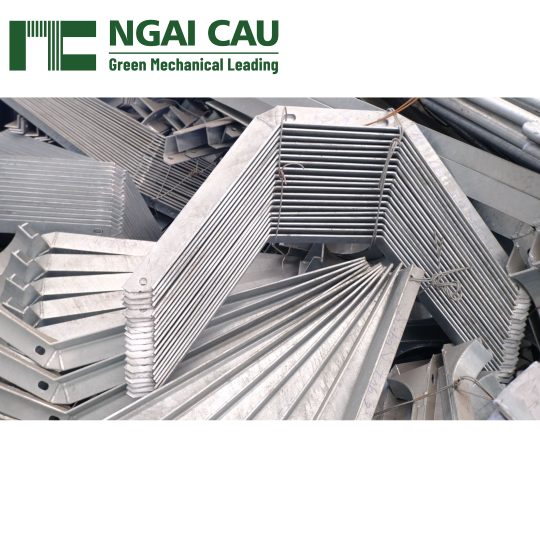 Steel Cross Arm Made by Vietnamese in Compliance With Strict Regulations For Transmission System