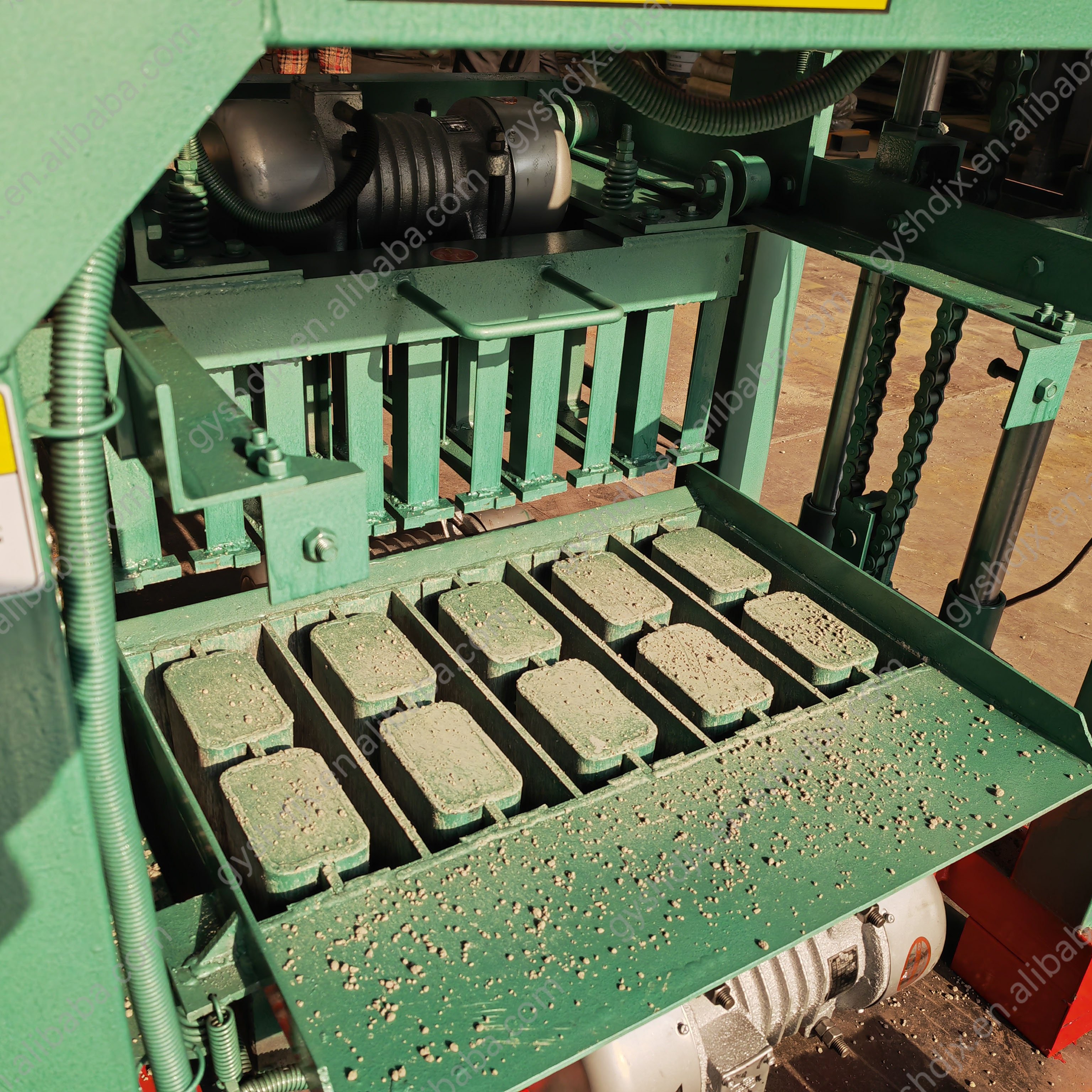 Industrial Block Making Machine Single Phase Semi-automatic Hollow Concrete Cement Brick Making Machine